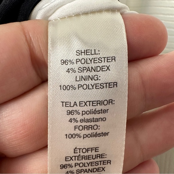 Chico's Sz. 2 (Lg) colorblock maxi dress, stretch, white/black, flowy - Picture 6 of 10